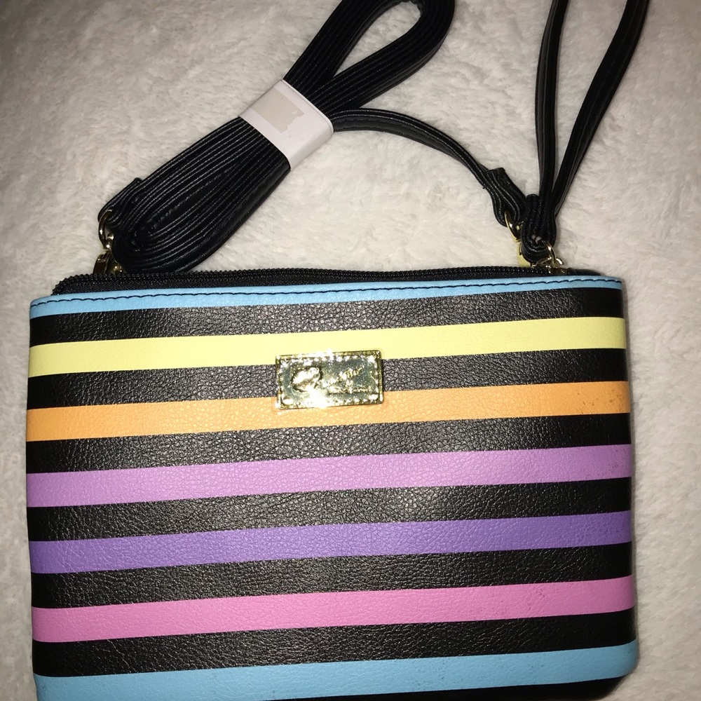 Betsy Johnson sidebar